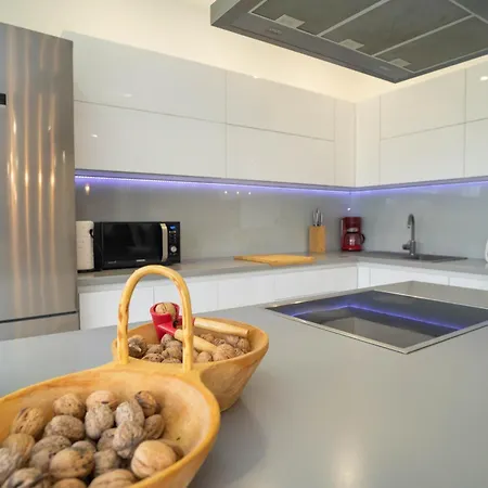 Nora Makarska Apartment *